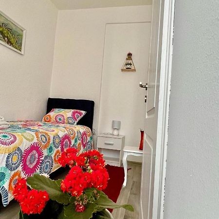 M Apartman Φότσα Εξωτερικό φωτογραφία
