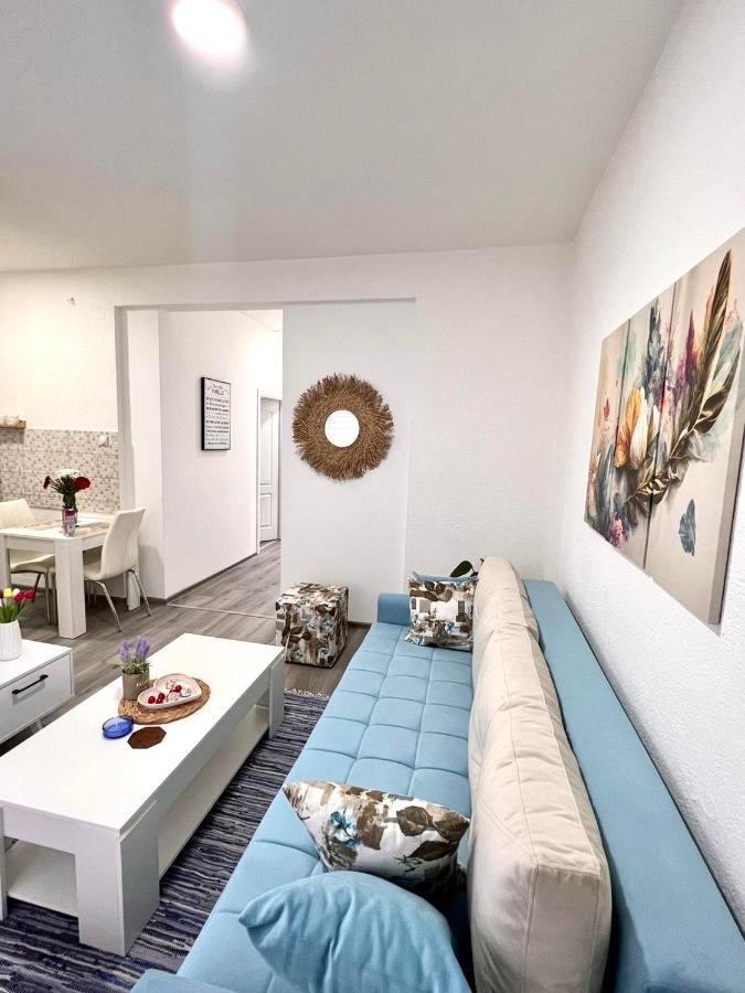 M Apartman Φότσα Εξωτερικό φωτογραφία