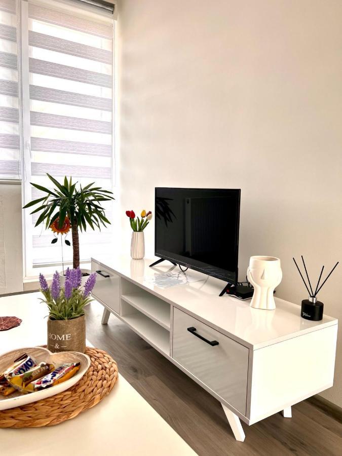 M Apartman Φότσα Εξωτερικό φωτογραφία