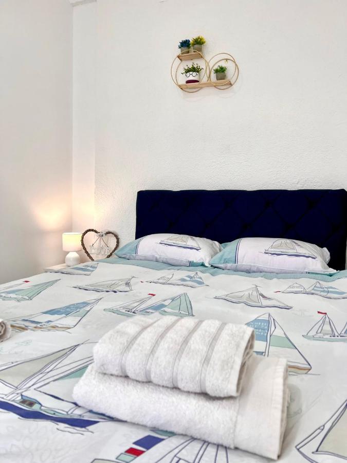 M Apartman Φότσα Εξωτερικό φωτογραφία